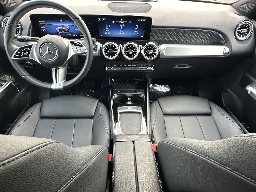 2024 Mercedes-Benz GLB GLB 250 27