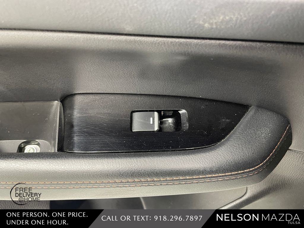 Used 2018 Black Mazda Grand Touring image 37