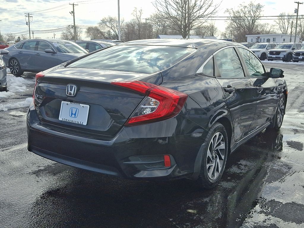 Thumbnail: 2016 Honda Civic - 6