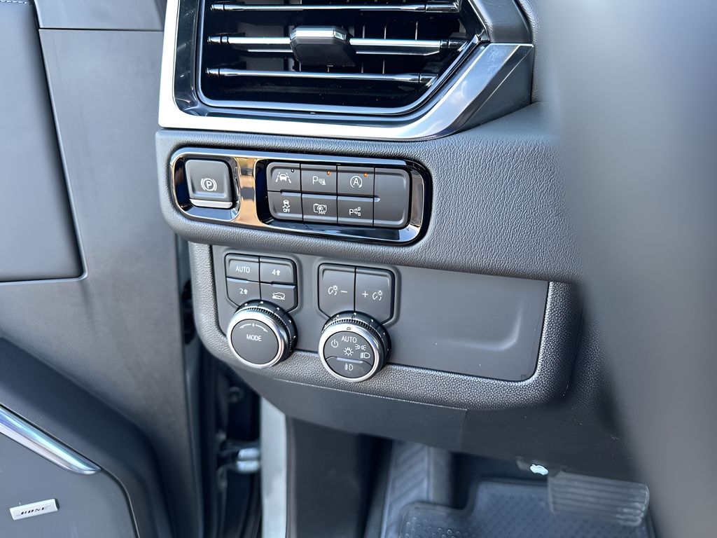 Used Car 2025 Gmc Yukon Xl  Denali For Sale Under $80,000 In Austin, Texas