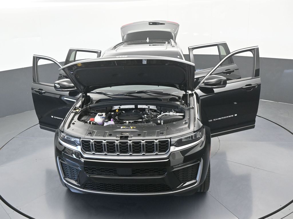 New 2026 Diamond Black Crystal Pearlcoat Jeep Limited image 67