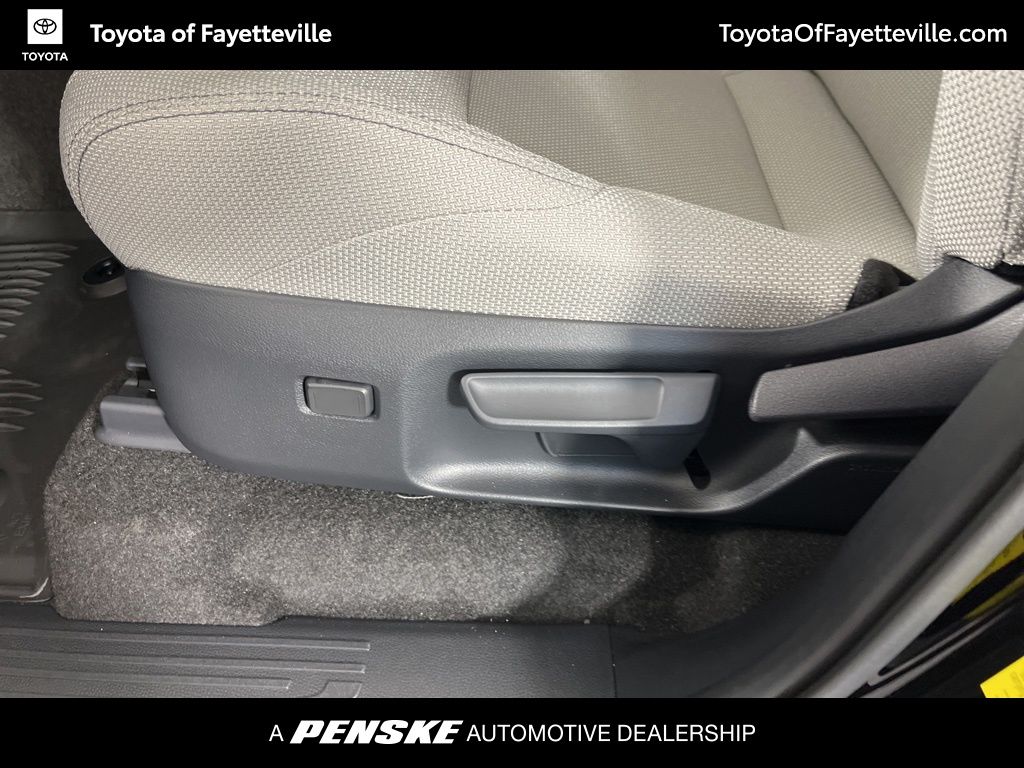 Thumbnail: 2025 Toyota 4Runner - 22