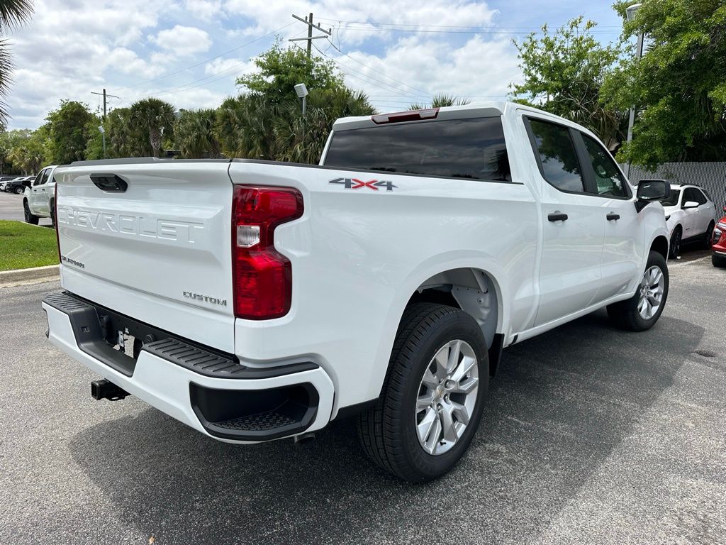 2024 Chevrolet Silverado 1500 Custom 8