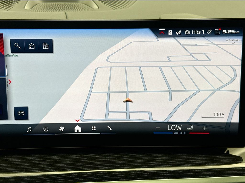 Thumbnail: 2026 BMW X7 - 14