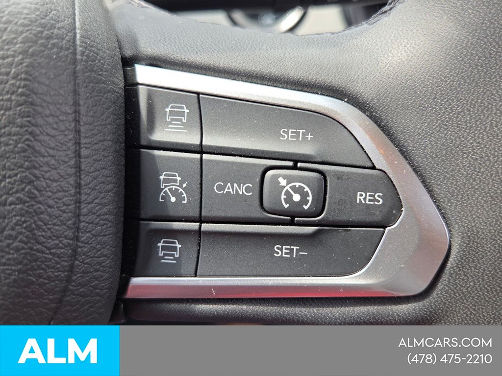 Used 2025 Silver Jeep Limited image 24