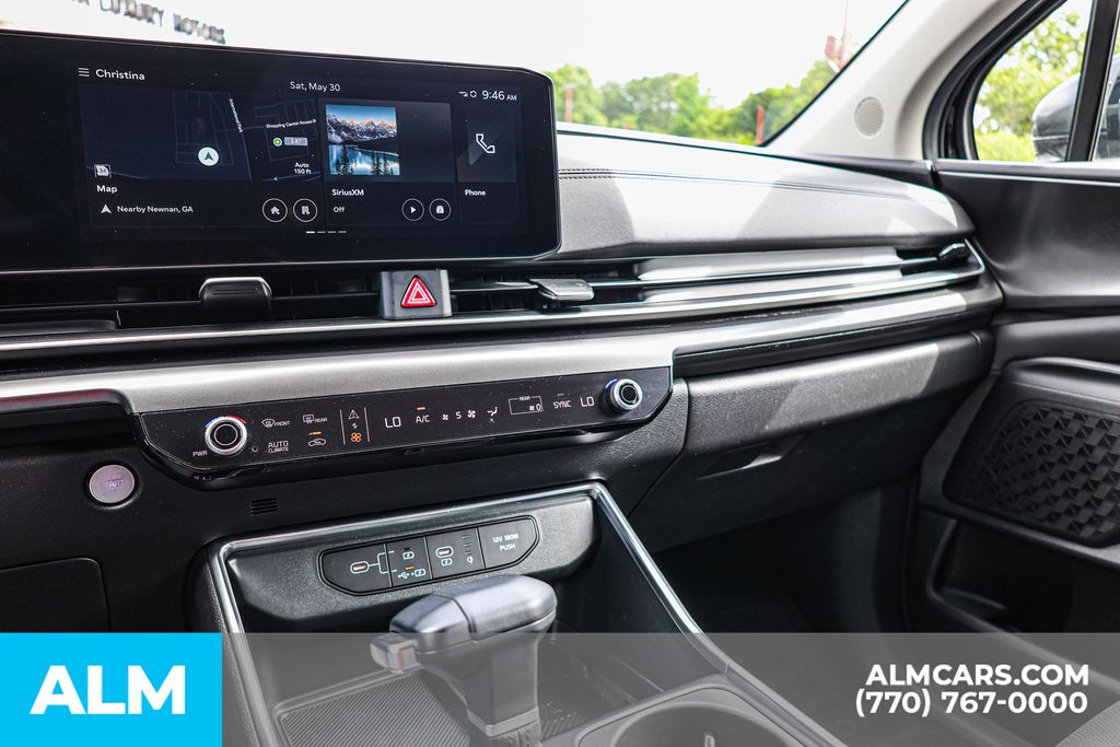 Used 2025 Black Kia SX image 42