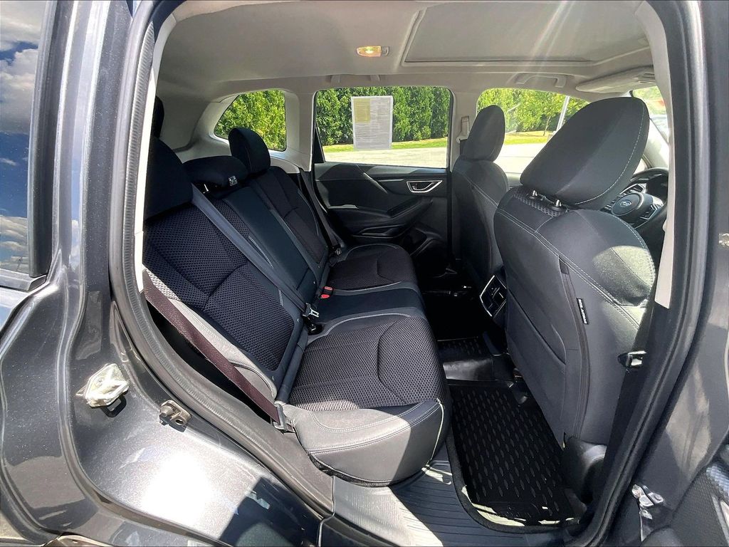 2021 Subaru Forester — photo 16