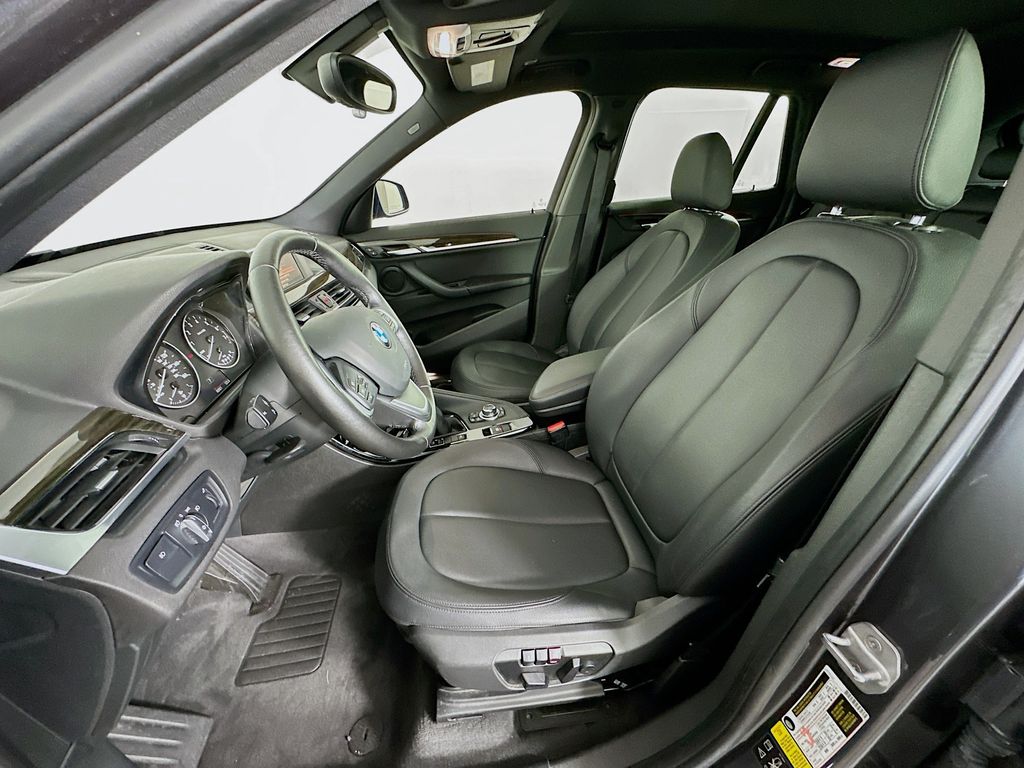 Thumbnail: 2016 BMW X1 - 20