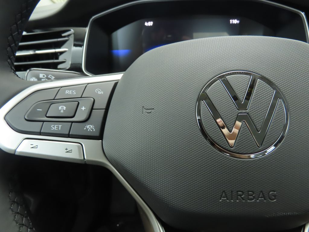 Thumbnail: 2025 Volkswagen Jetta - 11