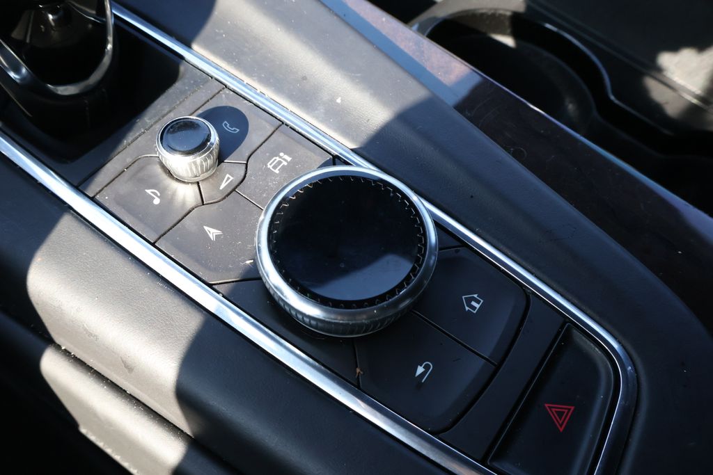 Thumbnail: 2023 Cadillac Escalade - 31