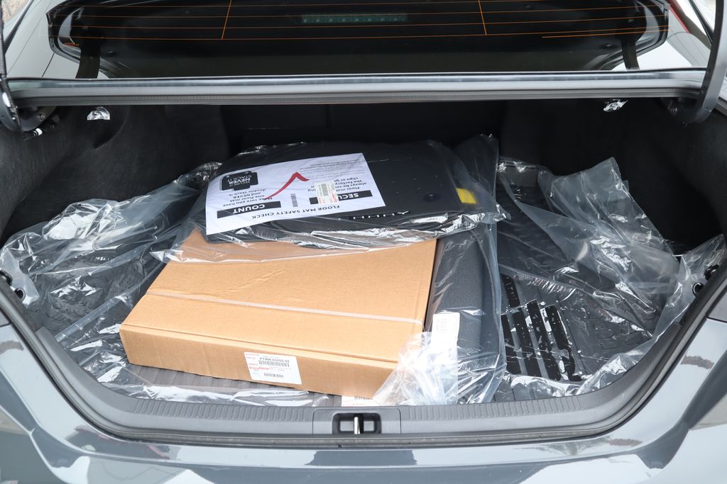 Thumbnail: 2026 Toyota Camry - 27