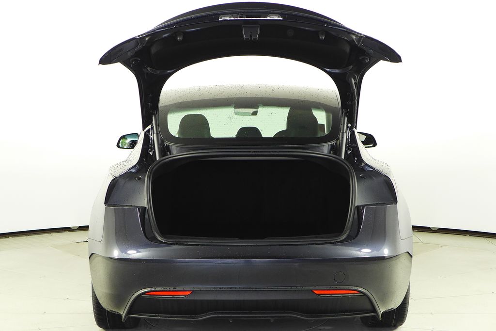 Thumbnail: 2025 Tesla Model 3 - 10