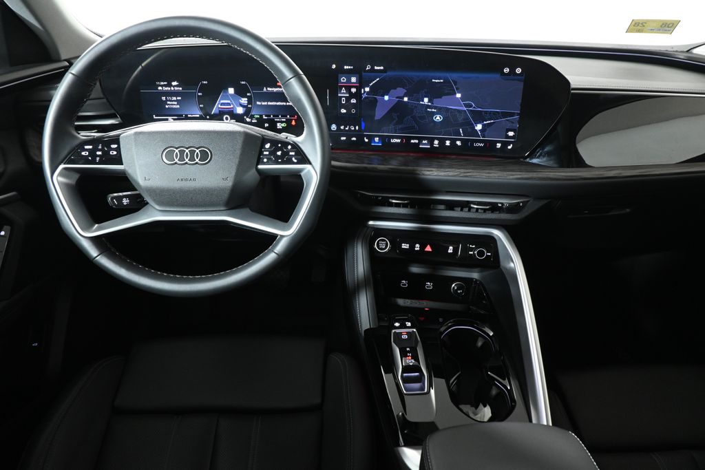 Thumbnail: 2025 Audi Q5 - 17