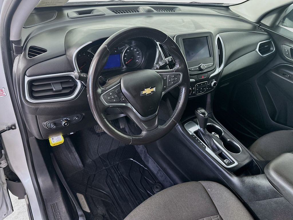 Used 2020 Silver Chevrolet LT image 29