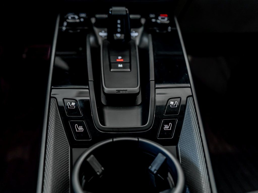 Certified Used 2024  Porsche Carrera 4S image 20