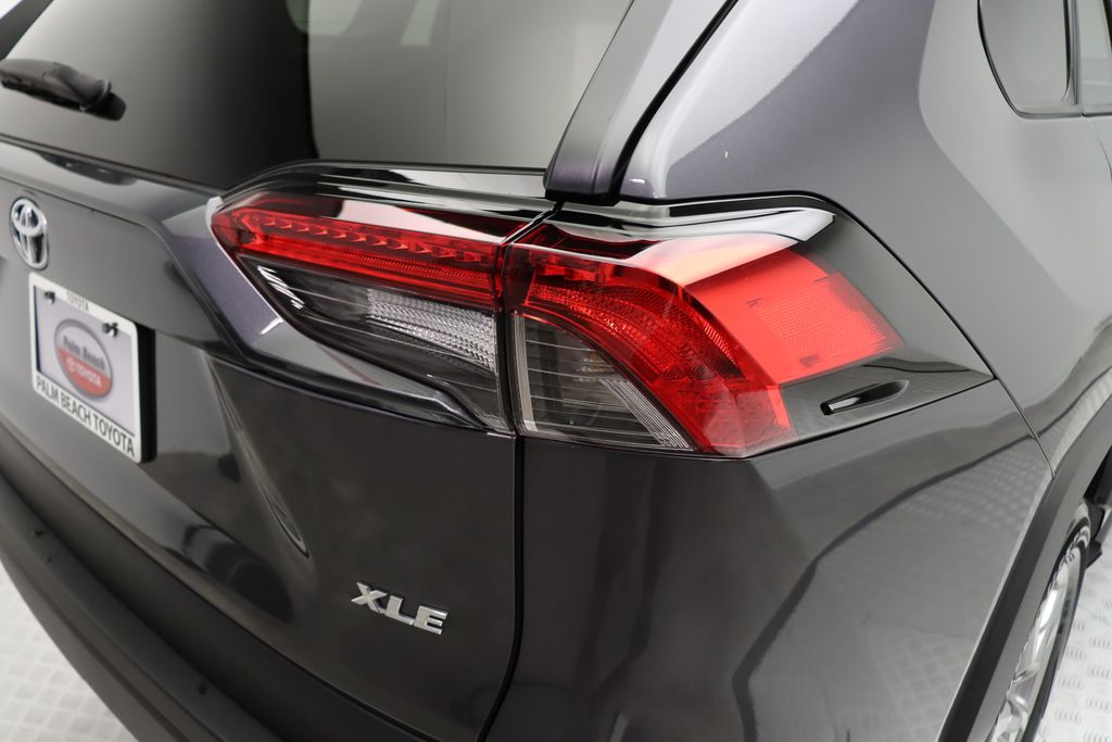 2024 Toyota RAV4 XLE 9