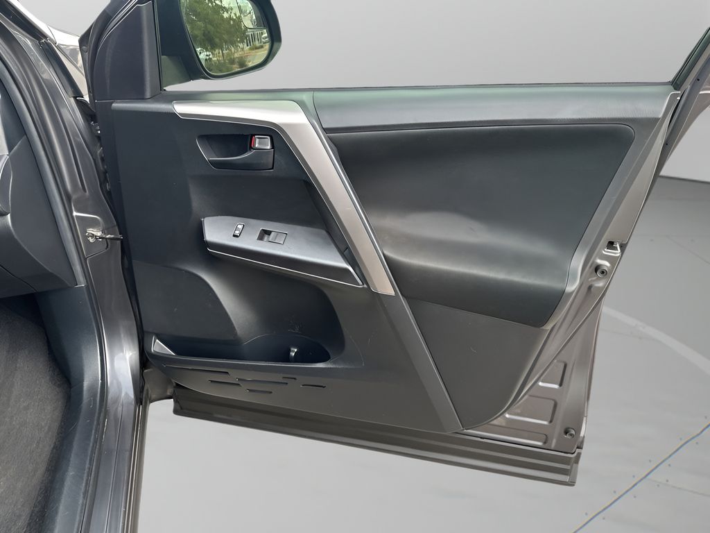 Used Car 2017 Toyota Rav4  Le For Sale Under $20,000 In Austin, Texas