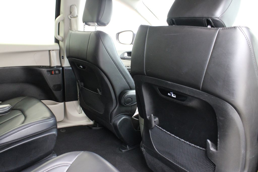 used 2023 Chrysler Pacifica Hybrid car, priced at $24,999