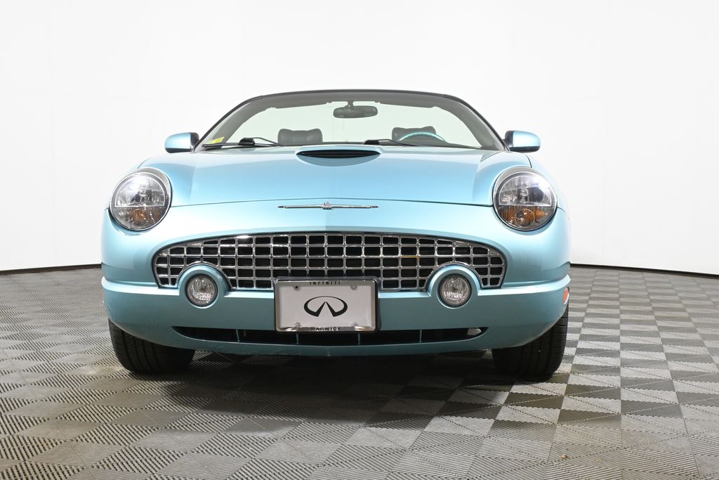 Thumbnail: 2002 Ford Thunderbird - 26