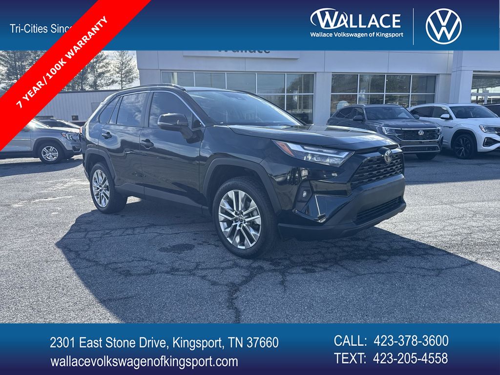 2022 Toyota RAV4 XLE Premium FWD