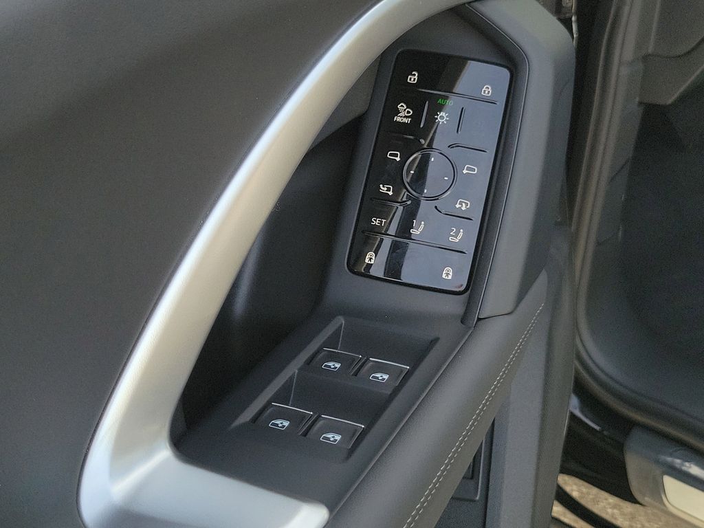 New 2026 Black Audi 2.0T Premium Plus image 21
