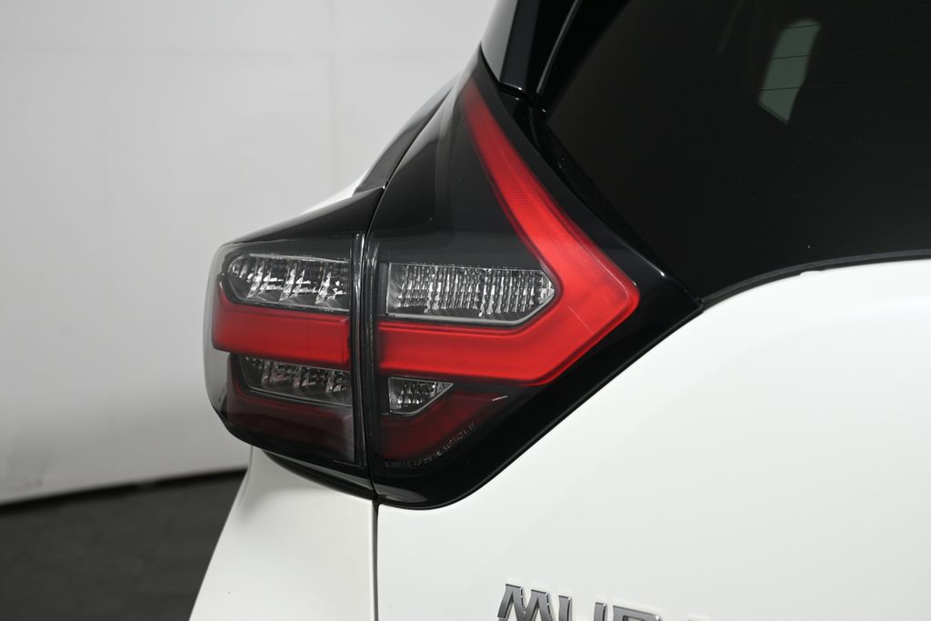 Thumbnail: 2020 Nissan Murano - 12