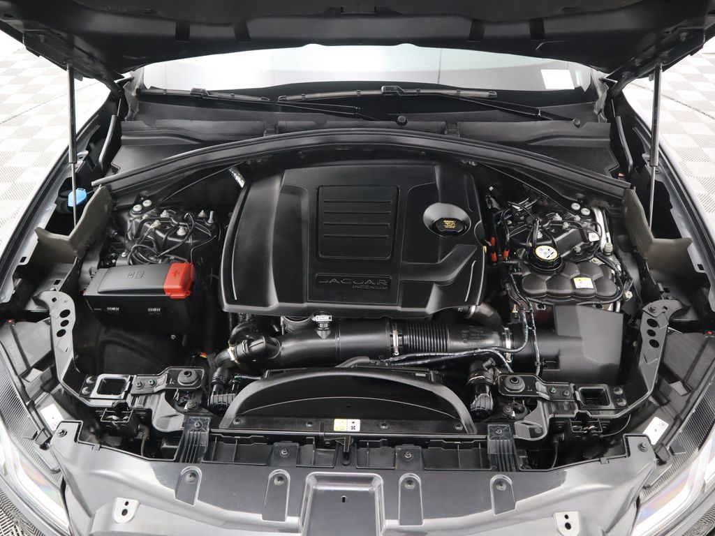 Thumbnail: 2023 Jaguar F-Pace - 30