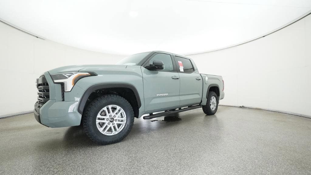 2025 Toyota Tundra SR5 32