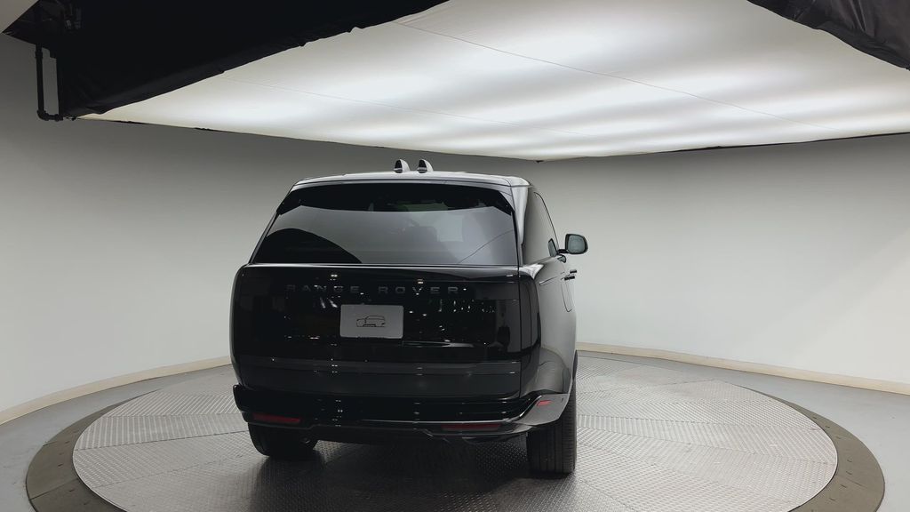 Thumbnail: 2026 Land Rover Range Rover - 3