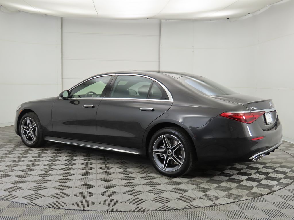 Thumbnail: 2026 Mercedes-Benz S-Class - 7