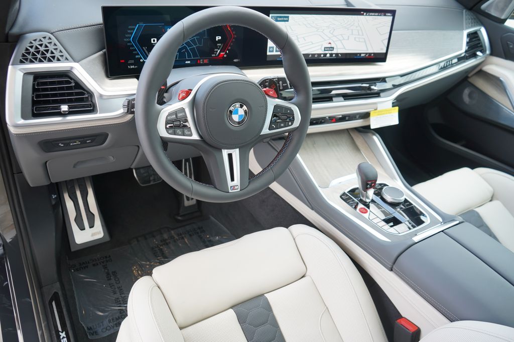 2025 BMW X5 M Competition 14
