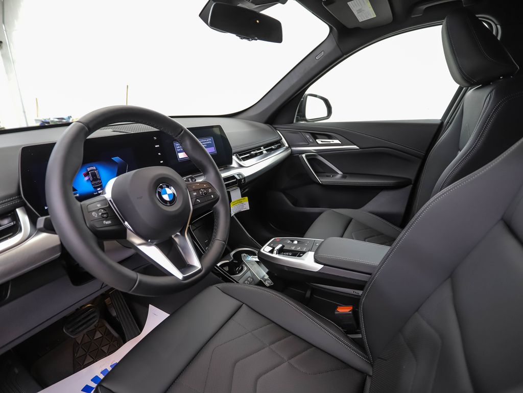 Thumbnail: 2026 BMW X1 - 10