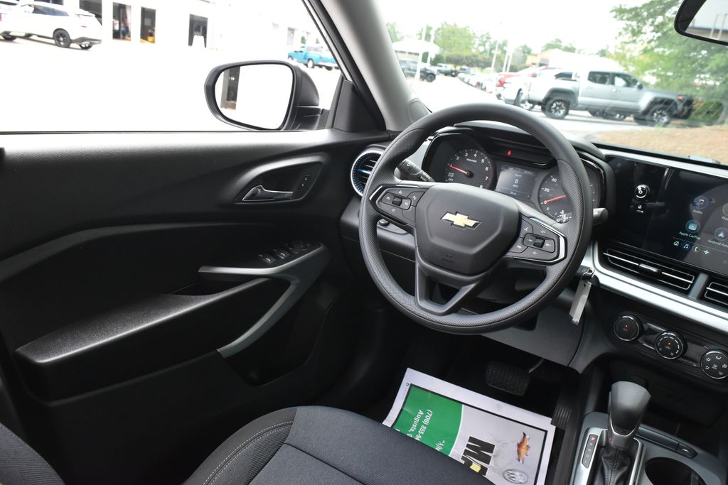 New 2026 Chevrolet Trax SUV