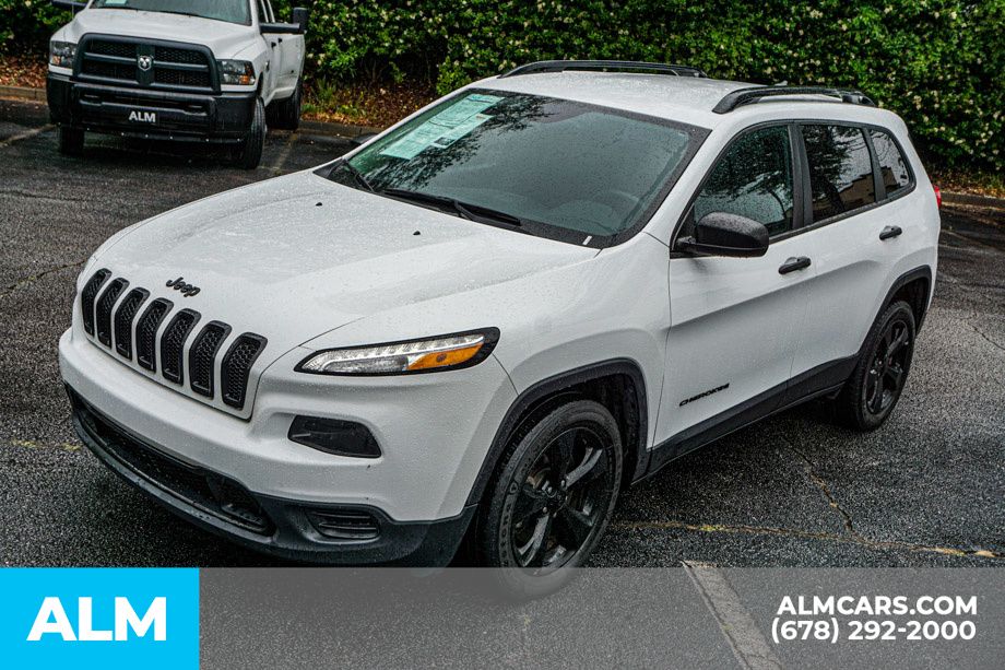 Used 2016 White Jeep Altitude image 15