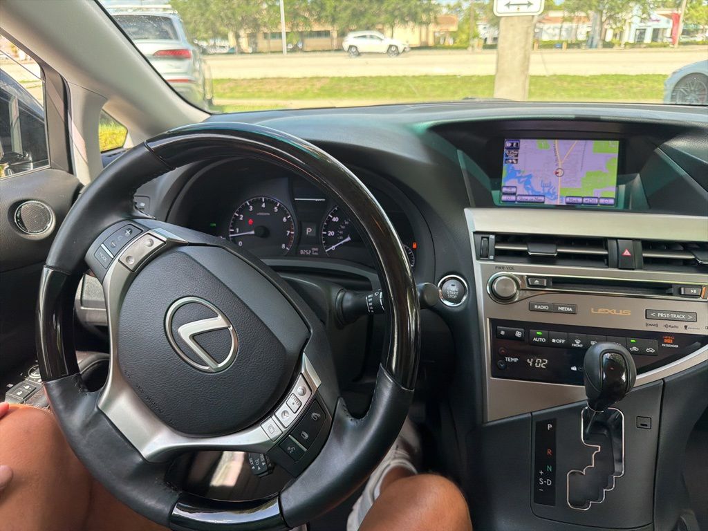Used 2014 Black Lexus 350 image 12