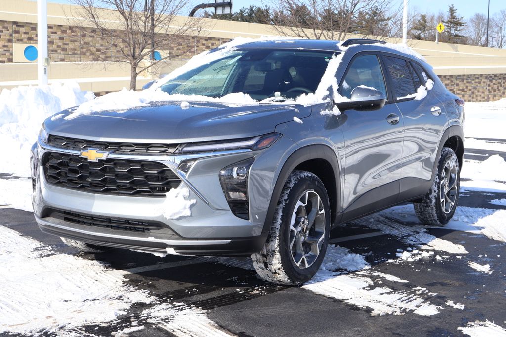 Thumbnail: 2026 Chevrolet Trax - 1