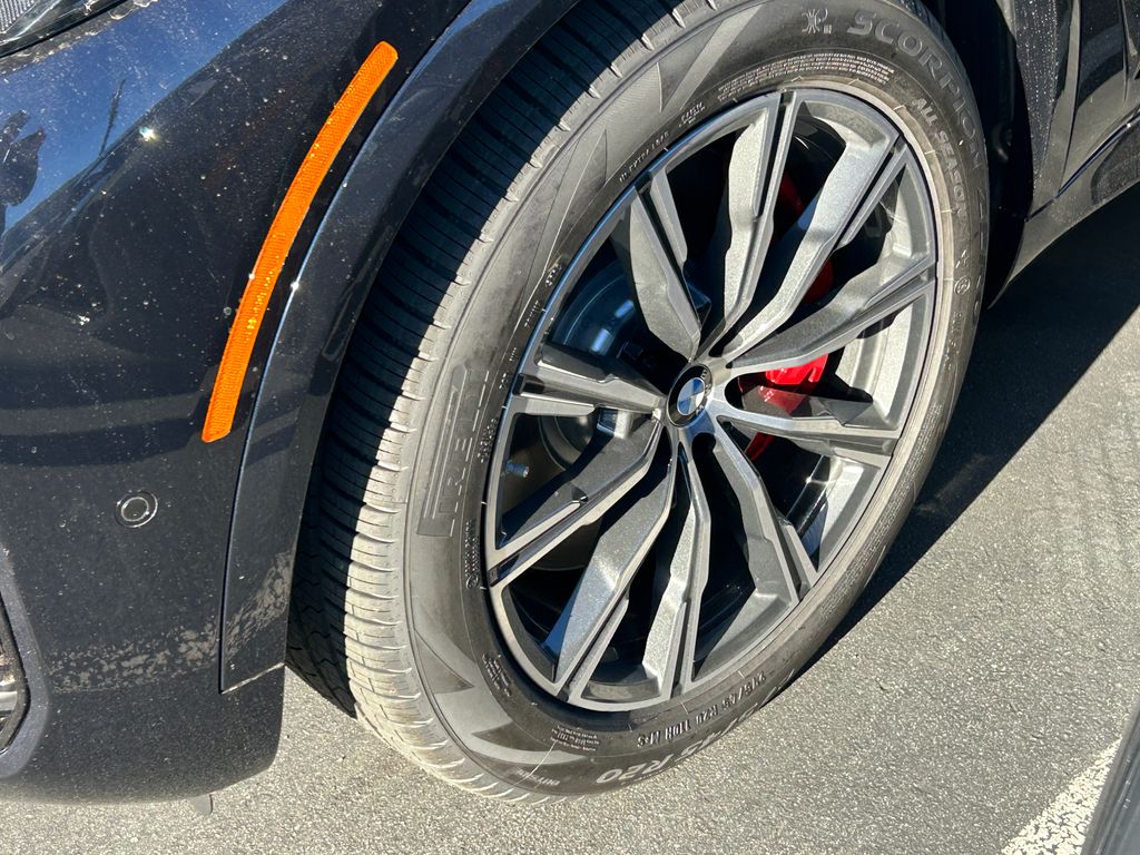 Thumbnail: 2026 BMW X5 - 3