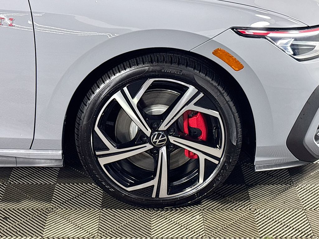 2025 Volkswagen Golf GTI 2.0T SE