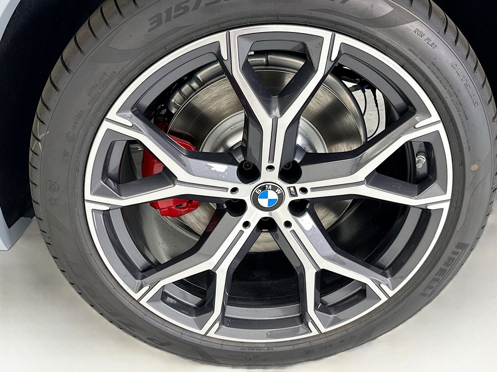 Thumbnail: 2026 BMW X5 - 30