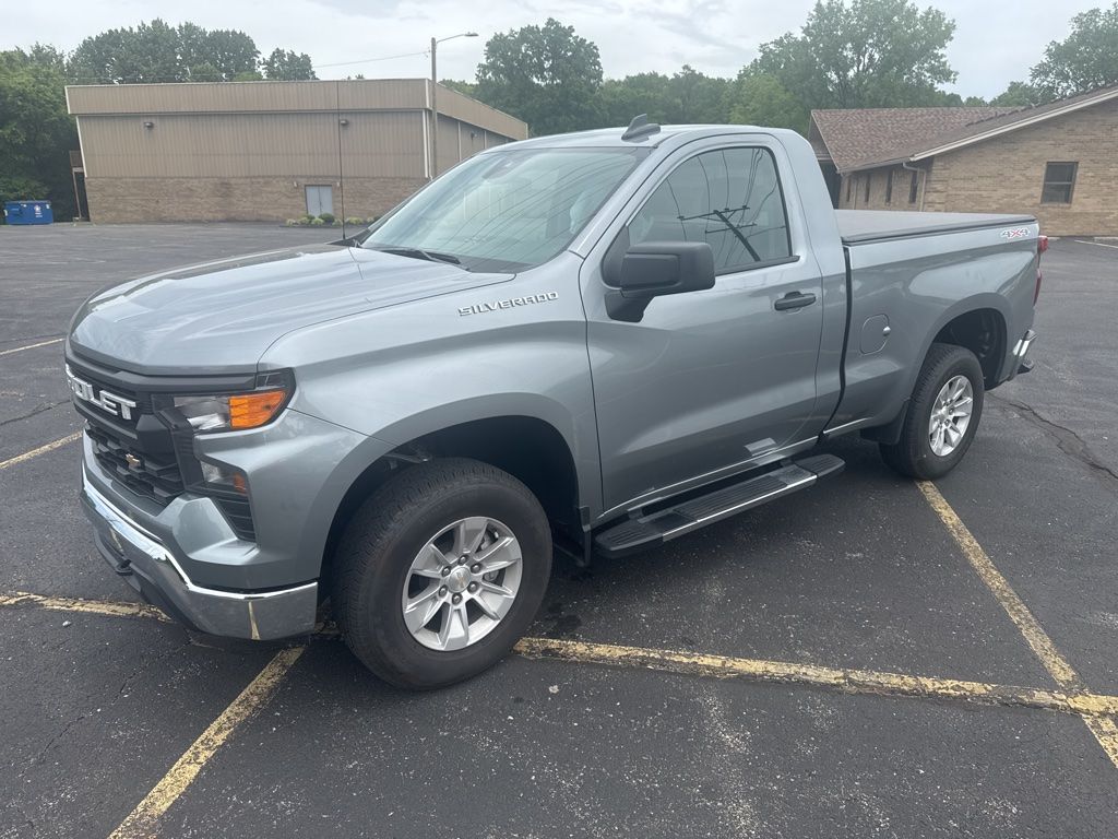View vehicle photo 2