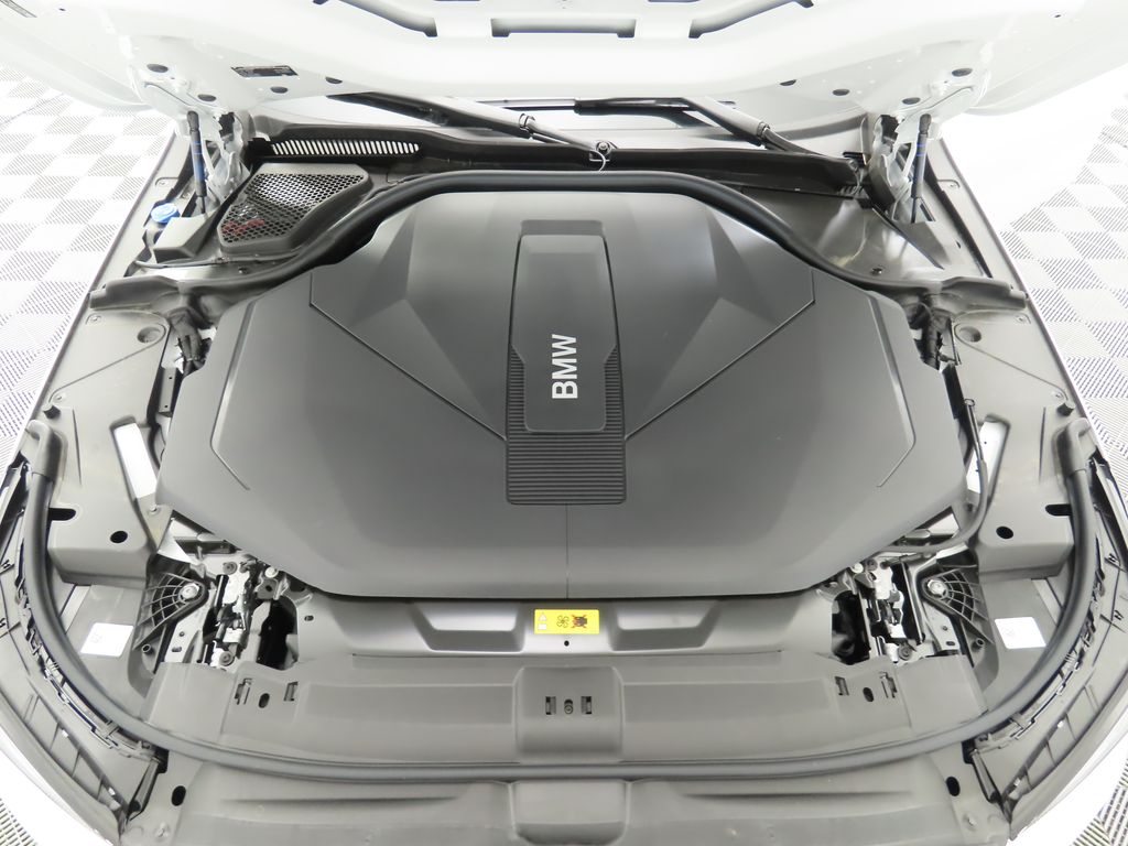 Thumbnail: 2026 BMW i5 - 30