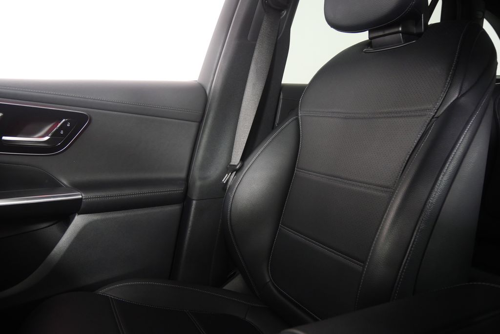 Thumbnail: 2024 Mercedes-Benz GLC - 21