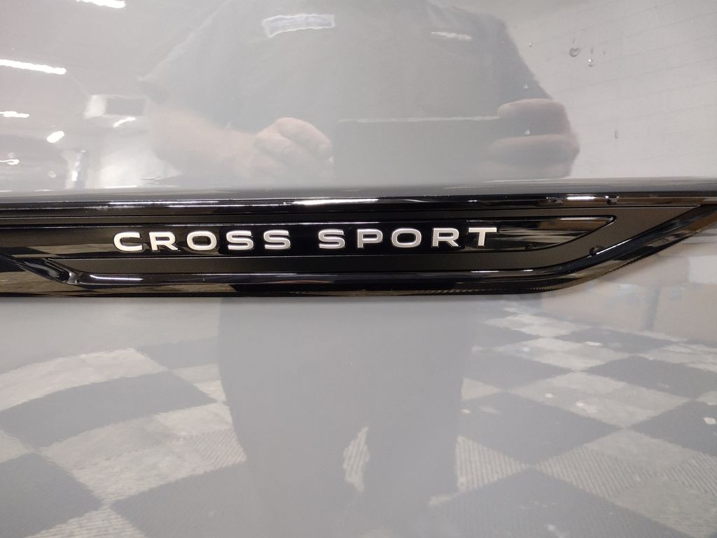 2026 Volkswagen Atlas Cross Sport 2.0T SEL R-Line Black