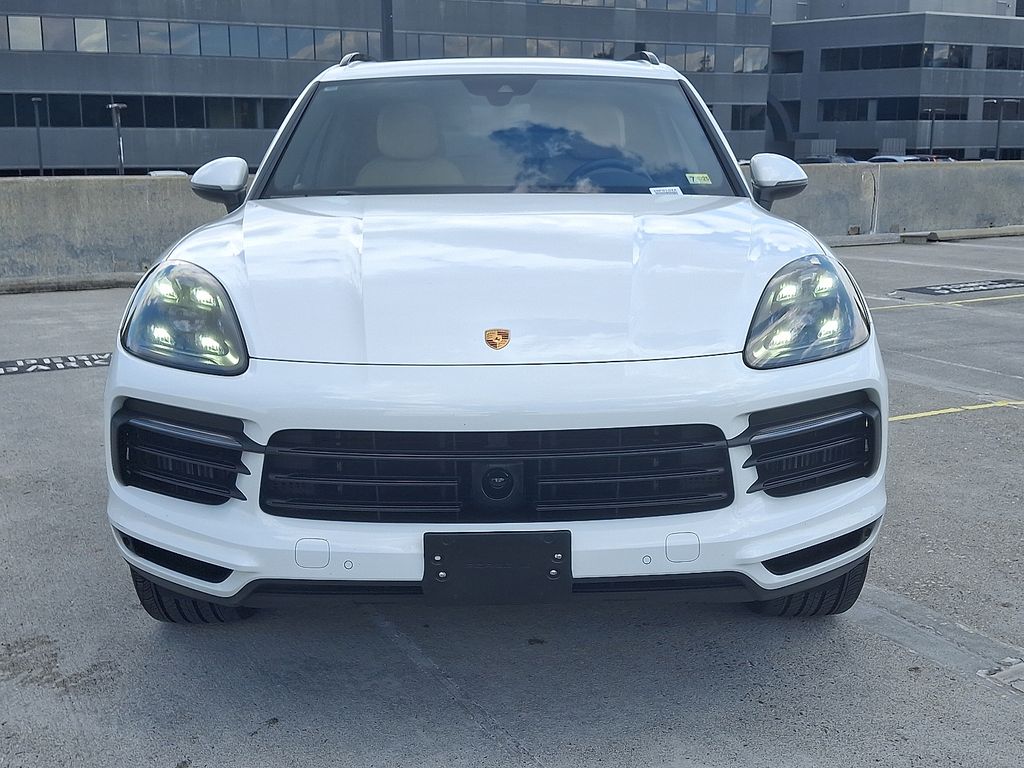 2021 Porsche Cayenne E-Hybrid 6