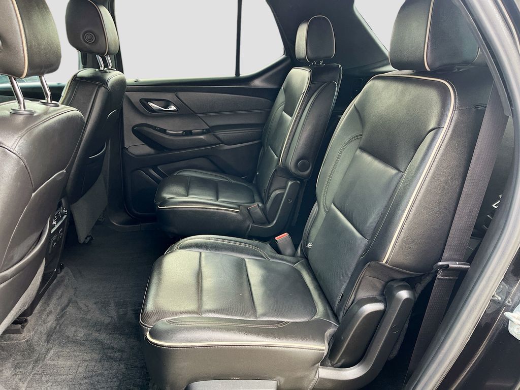 Used 2023 Black Chevrolet Premier image 26