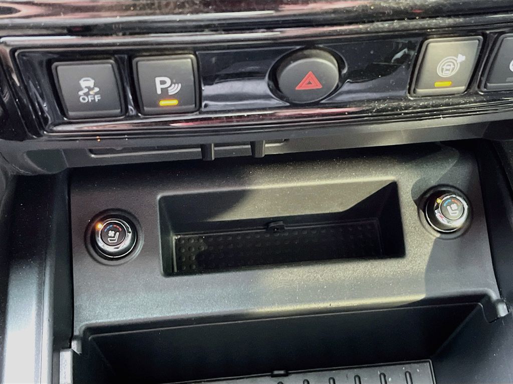 Used 2021 Blue Nissan PRO-4X image 21