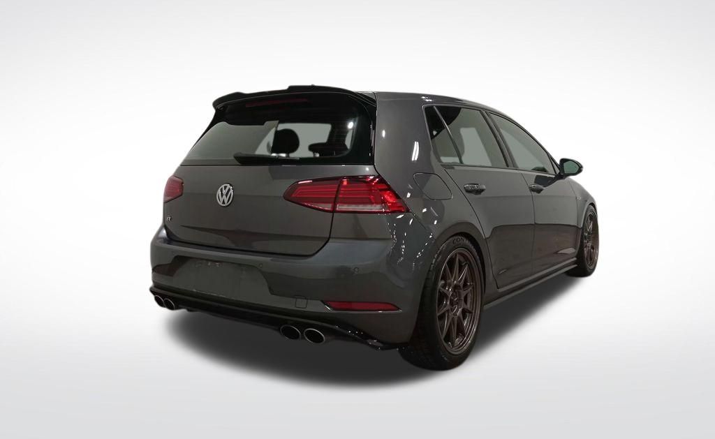 2019 Volkswagen Golf R 2.0T w/DCC & Navigation