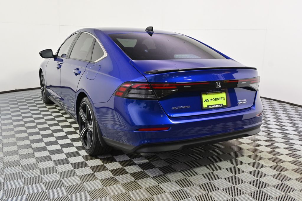 Used 2023  Honda Sport Hybrid image 4