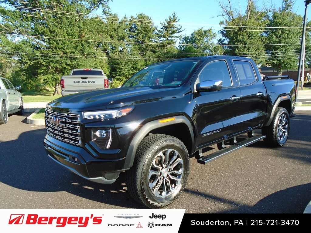 2025 GMC Canyon Negro (Onyx Black) Camioneta Todo terreno 8 velocidades Automática