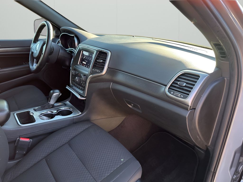 Used Car 2018 Jeep Grand Cherokee  Laredo E For Sale Under $20,000 In Austin, Texas